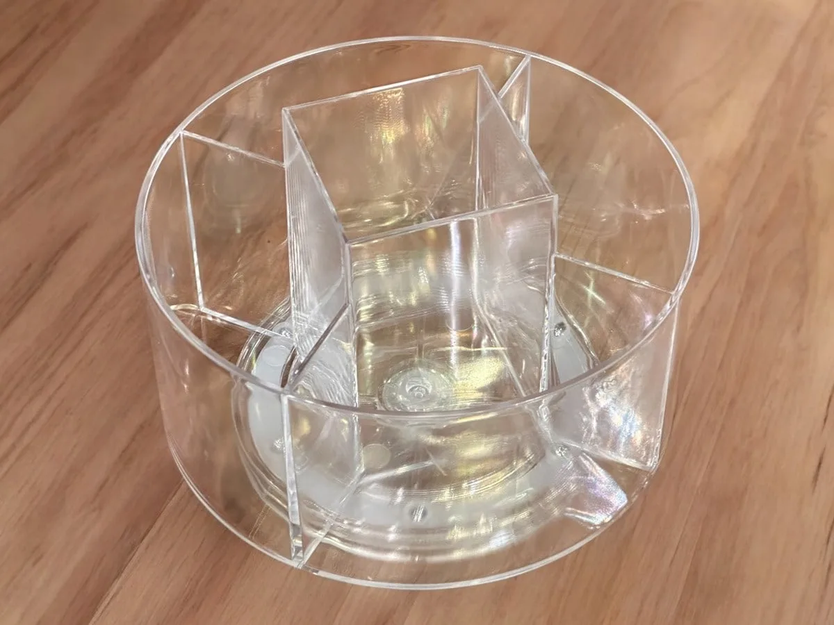 回転できる透明収納ケース